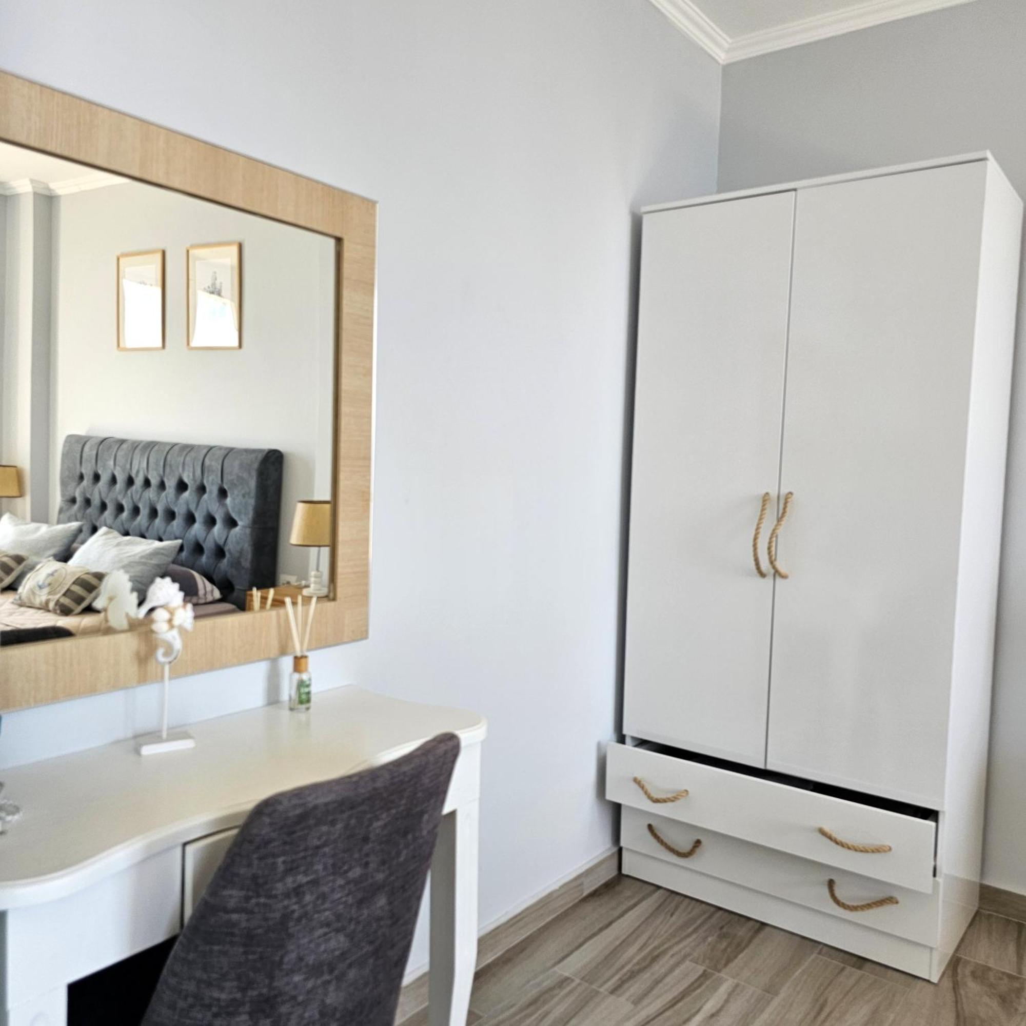 Apartament Vistula Sarandë Buitenkant foto